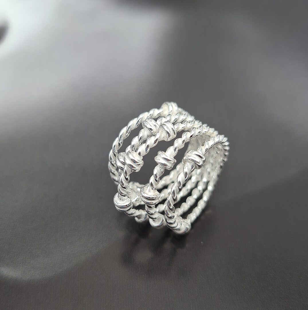 Anello In Argento Naturale a lavorazione Ritorta - immagine 2