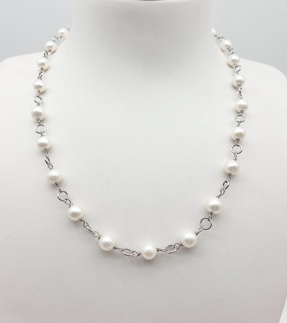 Collana Girocollo In Argento Rodiato Con Perle Coltivate - immagine 2