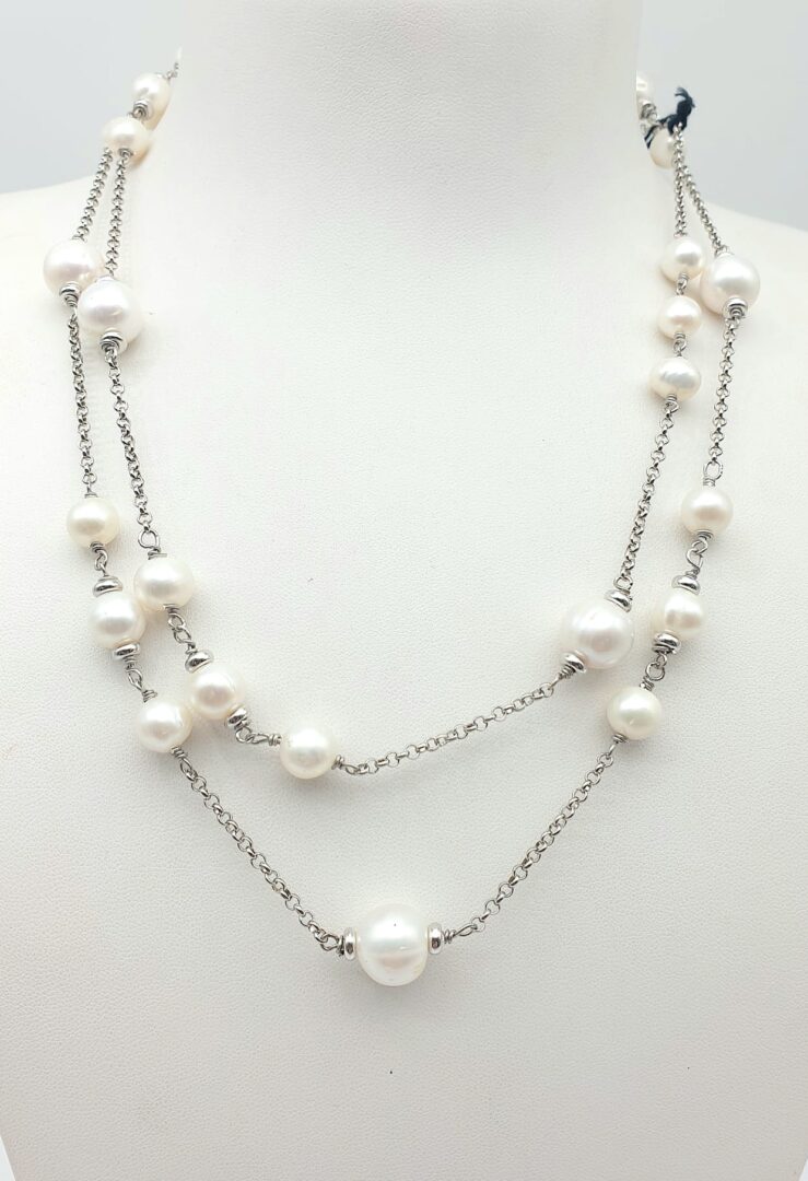 Collana Lunga In Argento Rodiato Con Perle d’Acqua Dolce - immagine 2