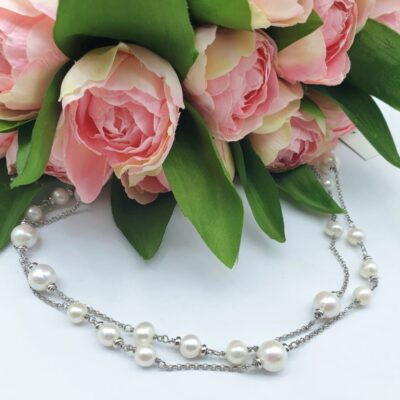 Collana Lunga In Argento Rodiato Con Perle d’Acqua Dolce