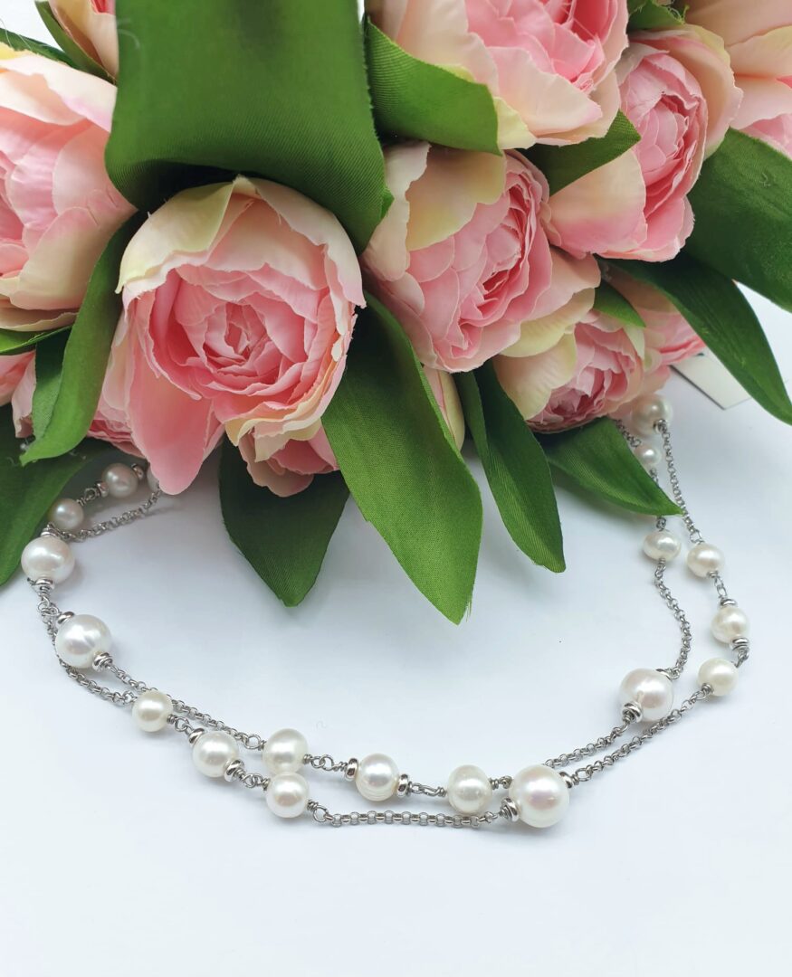 Collana Lunga In Argento Rodiato Con Perle d’Acqua Dolce