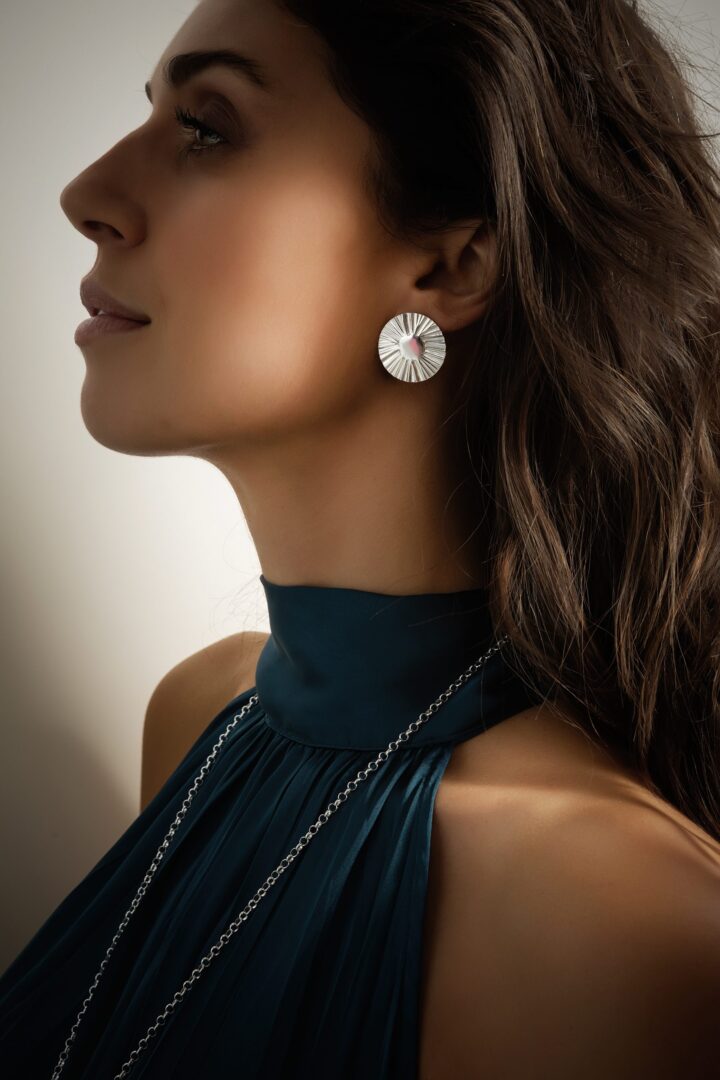 Orecchini Athena Ego a Lobo In Argento Naturale Tondi - immagine 2