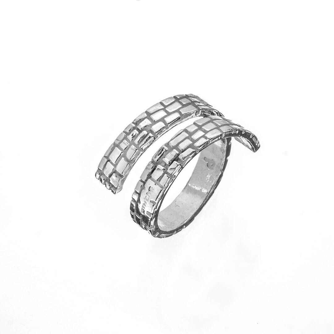 Anello Samantha In Argento Naturale Contrarie’ Lavorato AT1332/16