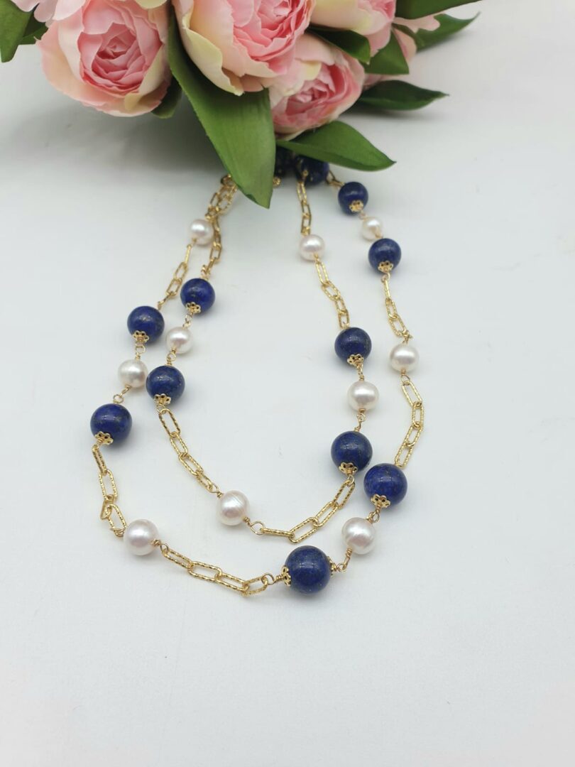Collana Lunga In Argento Dorato con Lapislazzuli e Perle d’acqua Dolce