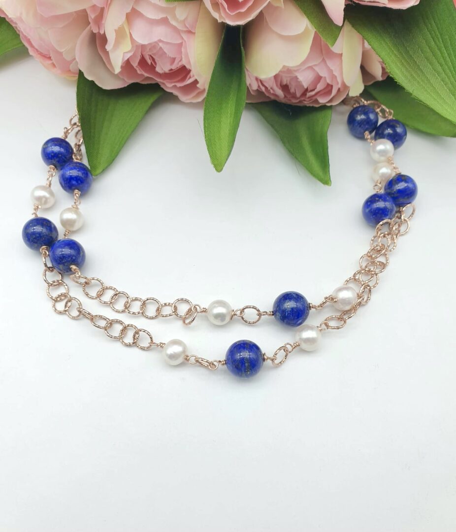 Collana Lunga In Argento Rosa con Lapislazzuli e Perle d’acqua Dolce