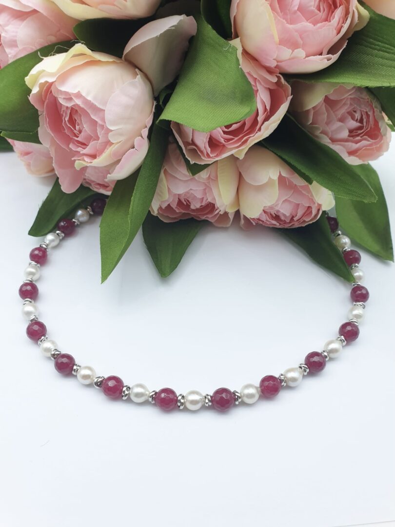 Collana Girocollo In Argento Rodiato con Quarzo Cherry e Perle d’acqua Dolce