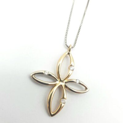 Girocollo in Oro Bianco e Giallo Fiore con Diamanti